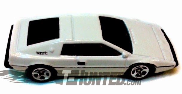 Lotus Esprit S1 - 2015 HW Workshop - HW Garage toy car collectible - Main Image 2