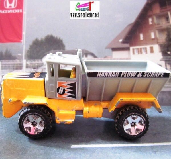 Oshkosh Snowplow  toy car collectible - Main Image 2