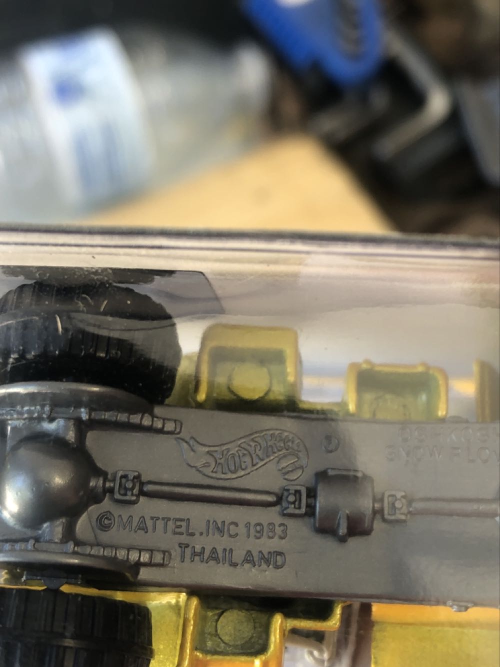 Oshkosh Snowplow  toy car collectible - Main Image 3