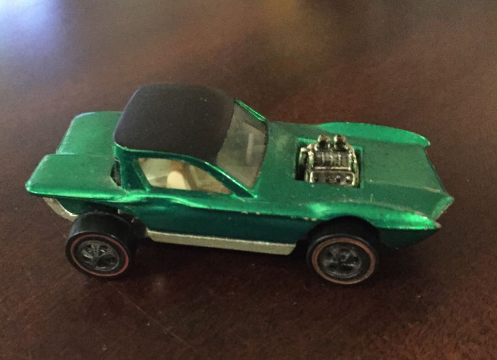 Python - Hot Wheels Redlines toy car collectible - Main Image 2