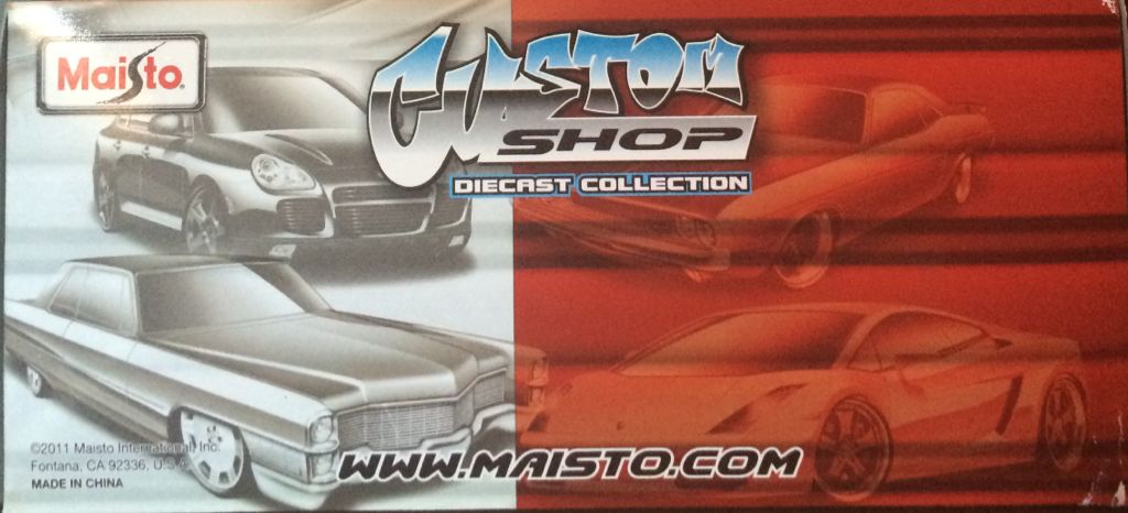 1966 Chevrolet Chevelle SS 396 - Custom Shop Diecast Collection toy car collectible - Main Image 2