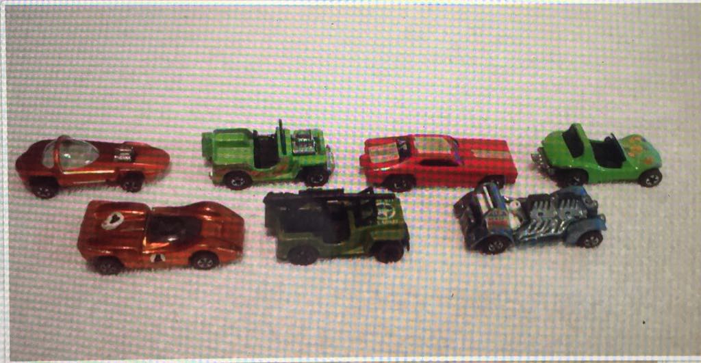 Lot Of 7   toy car collectible - Main Image 1