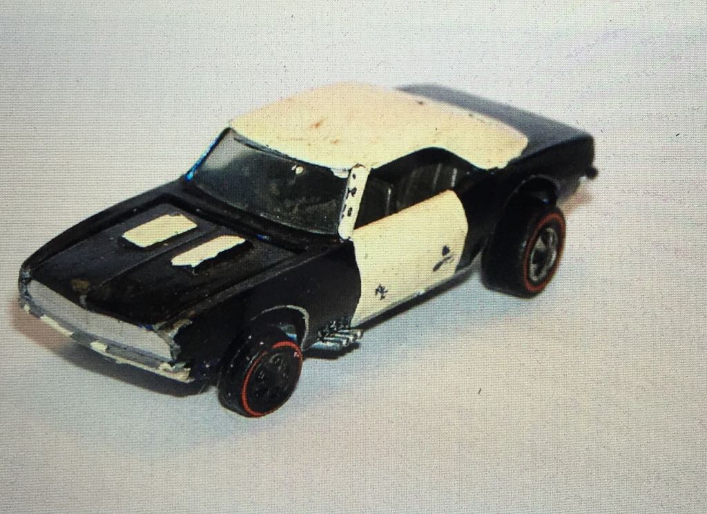 Camaro Black & White  toy car collectible - Main Image 1