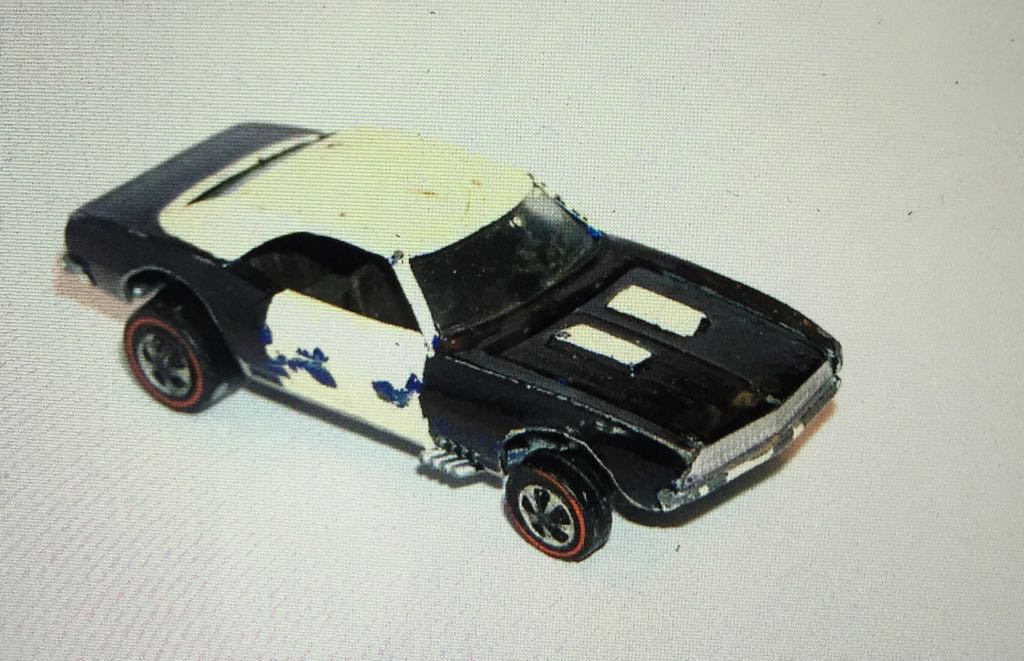 Camaro Black & White  toy car collectible - Main Image 2