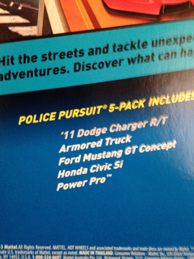 Police Pursuit-pack 5  toy car collectible - Main Image 2