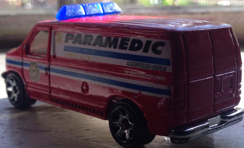 Ford Panel Van - Matchbox toy car collectible - Main Image 2