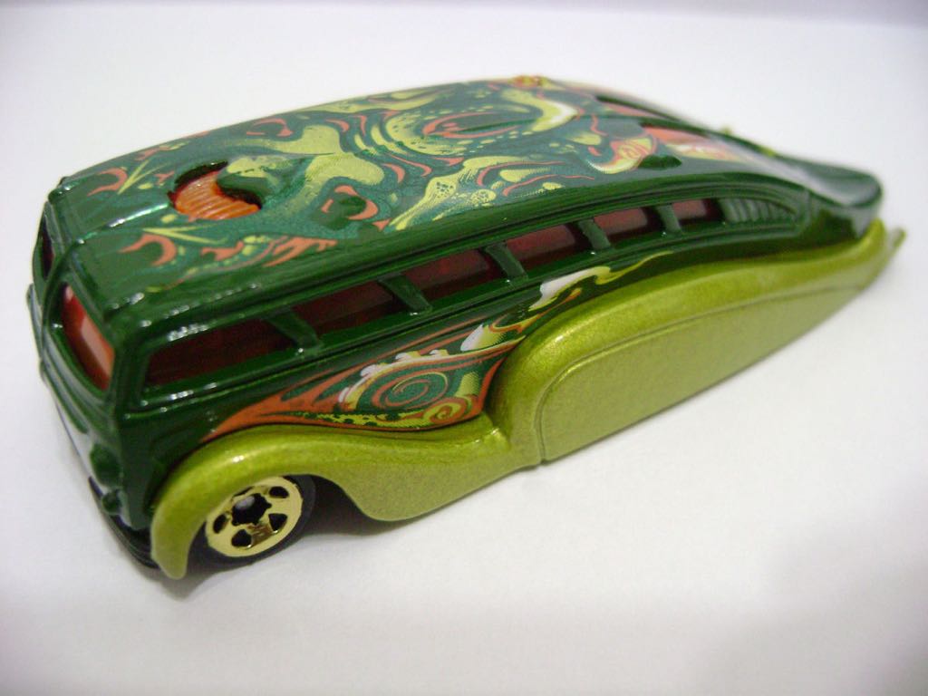 Low Flow ‘06 - Highway Horror Series toy car collectible - Main Image 2