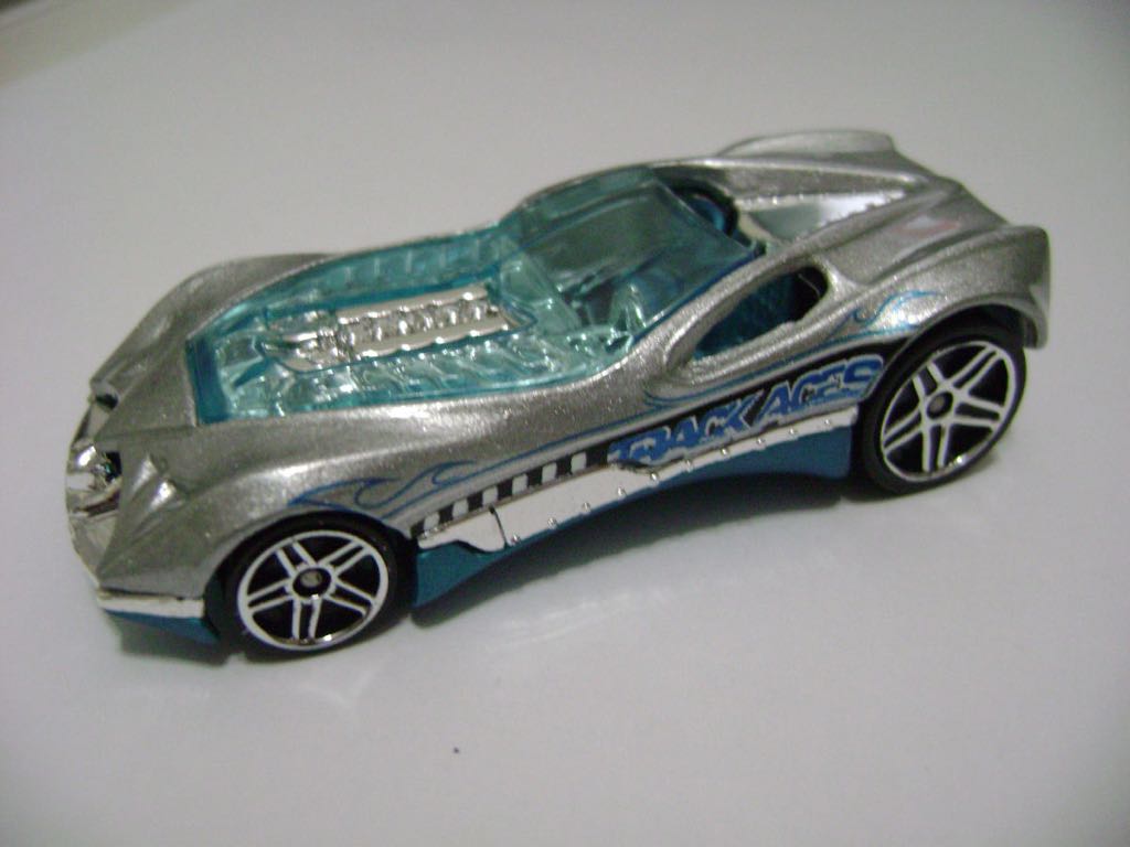 CUL8R - 2006 Track Stars Series toy car collectible - Main Image 2