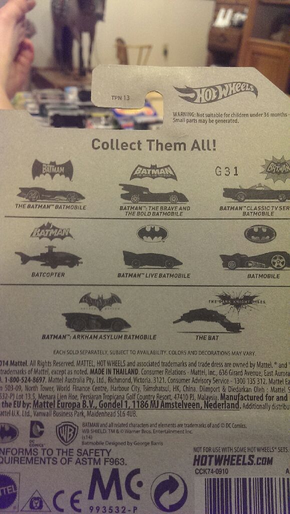 BATMAN: ARKHAM ASYLUM BATMOBILE AA - BATMAN toy car collectible - Main Image 2