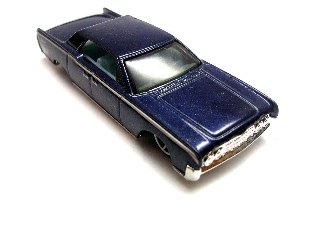 022 - 64 Lincoln Continental - 2007 New Models Series toy car collectible - Main Image 2
