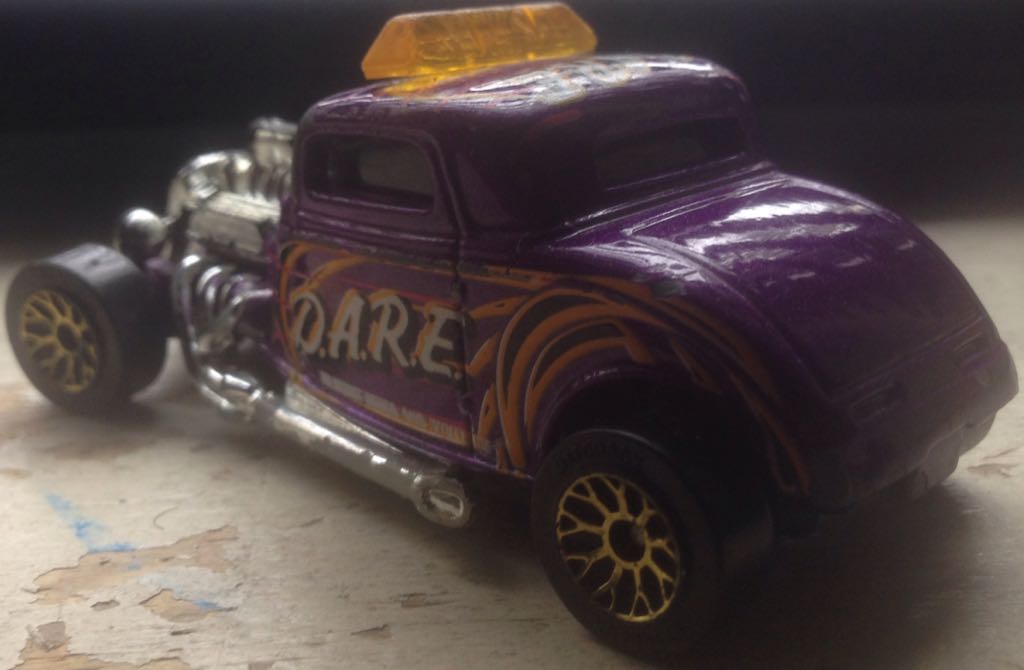 Ford Coupe - Matchbox toy car collectible - Main Image 2