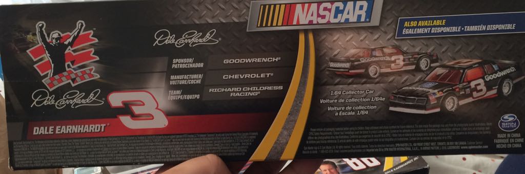 Nascar 3 Goodwrench - Nascar Authentics toy car collectible - Main Image 2
