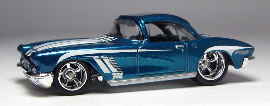 ’62 Corvette STH - 2013 Super Treasure Hunt Series toy car collectible - Main Image 2