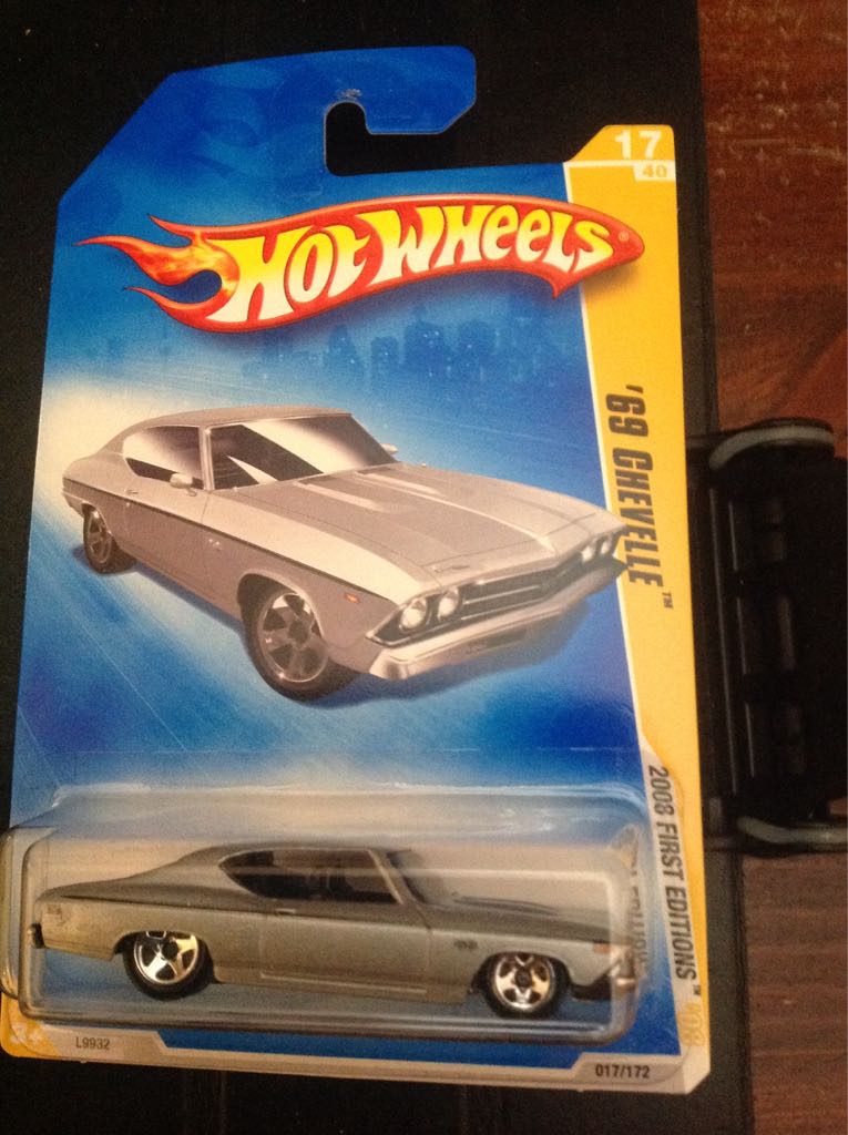 ’69 CHEVELLE - 2021 X-Racers toy car collectible - Main Image 1