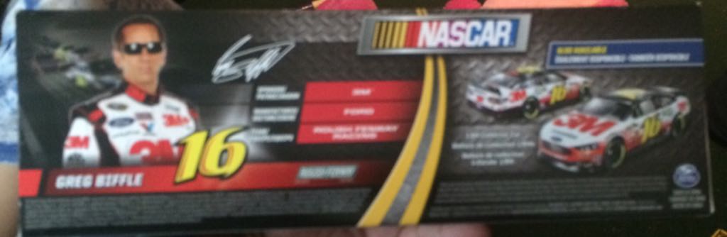 Nascar 16 3M - Nascar Authentics toy car collectible - Main Image 2