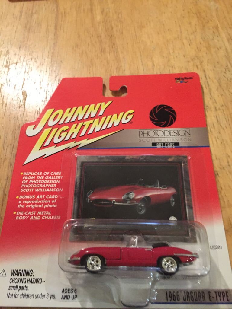 1966 Jaguar E-Type  toy car collectible - Main Image 1