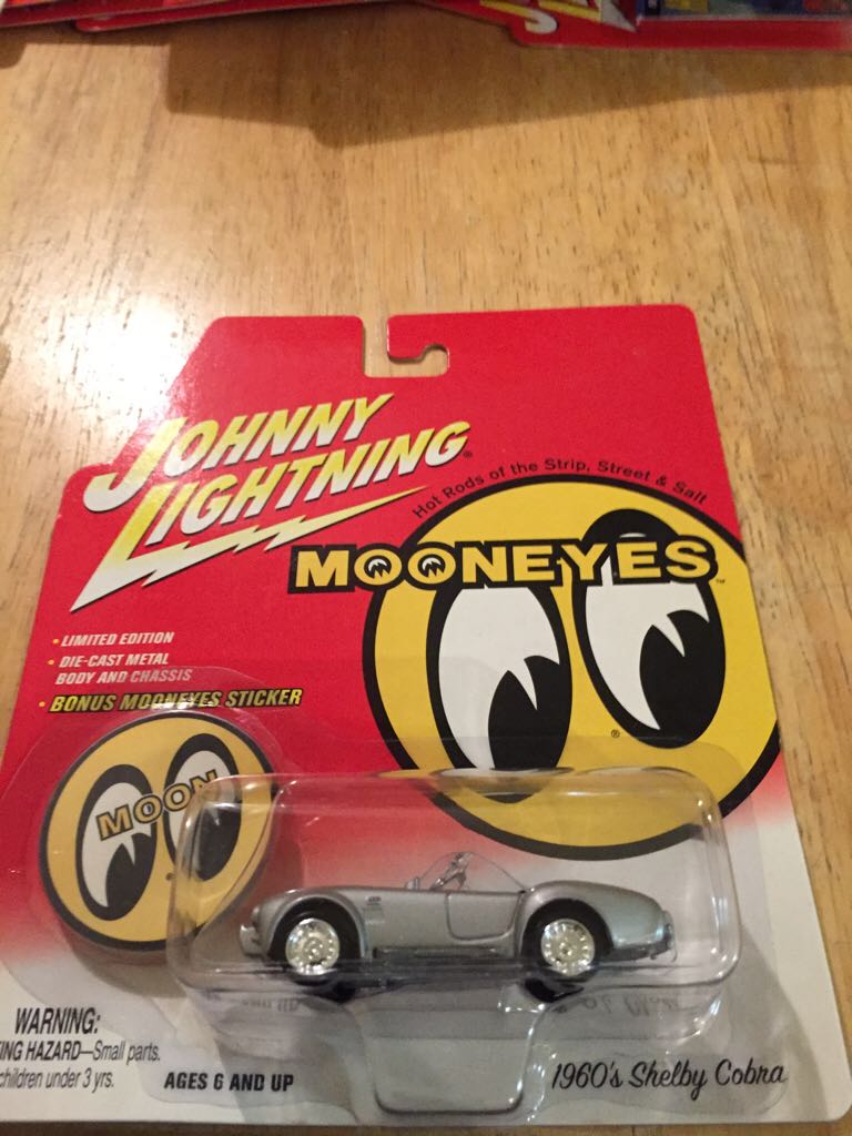 Shelby Cobra - HW Unboxed toy car collectible - Main Image 1