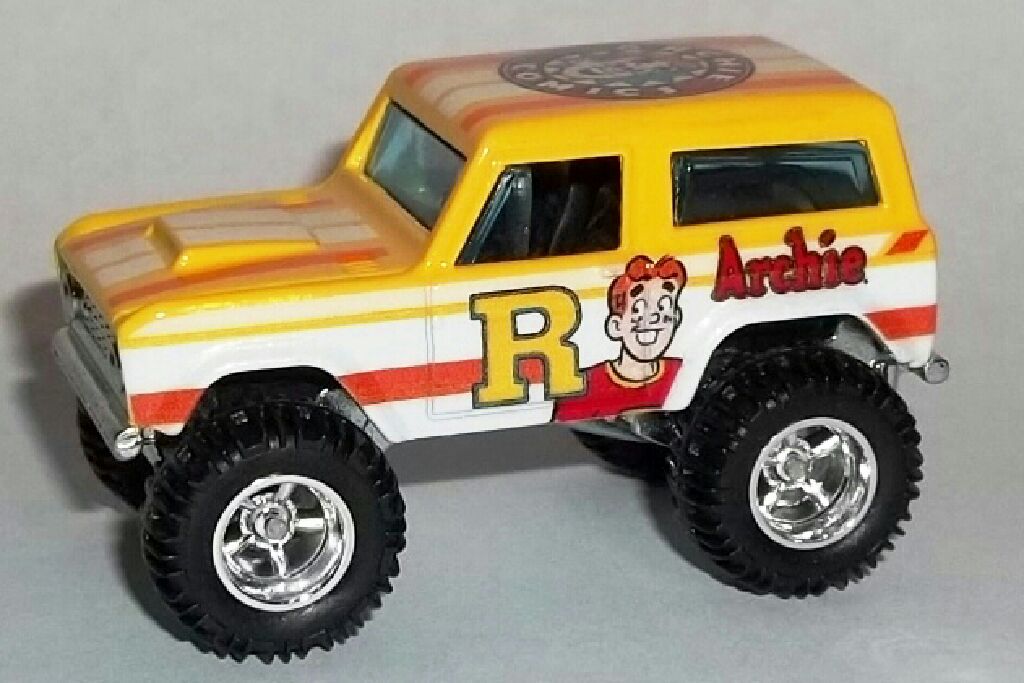 Pop Culture 67 Ford Bronco - Archie Comics toy car collectible - Main Image 2
