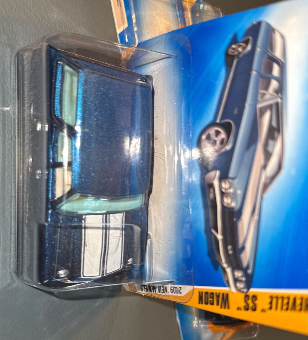 1970 Chevelle SS Wagon - 2009 New Models toy car collectible - Main Image 3