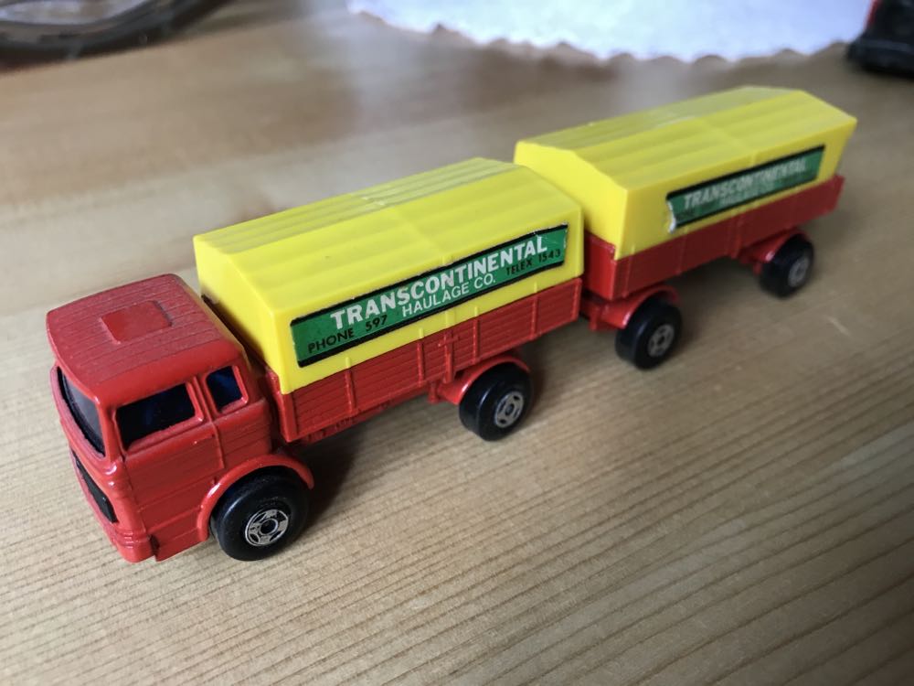 Mercedes Truck & Mercedes Trailer - Matchbox 75 Two Packs toy car collectible - Main Image 3