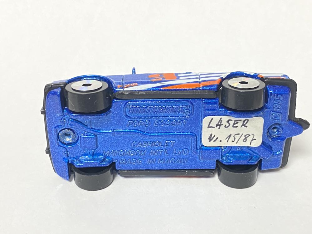 Matchbox 80s Series - Ford Escort Cabriolet - Matchbox Int’l Ltd toy car collectible - Main Image 3