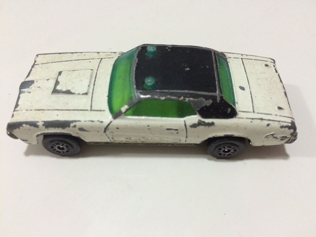 Nissan Skyline H/T 2000GT-X