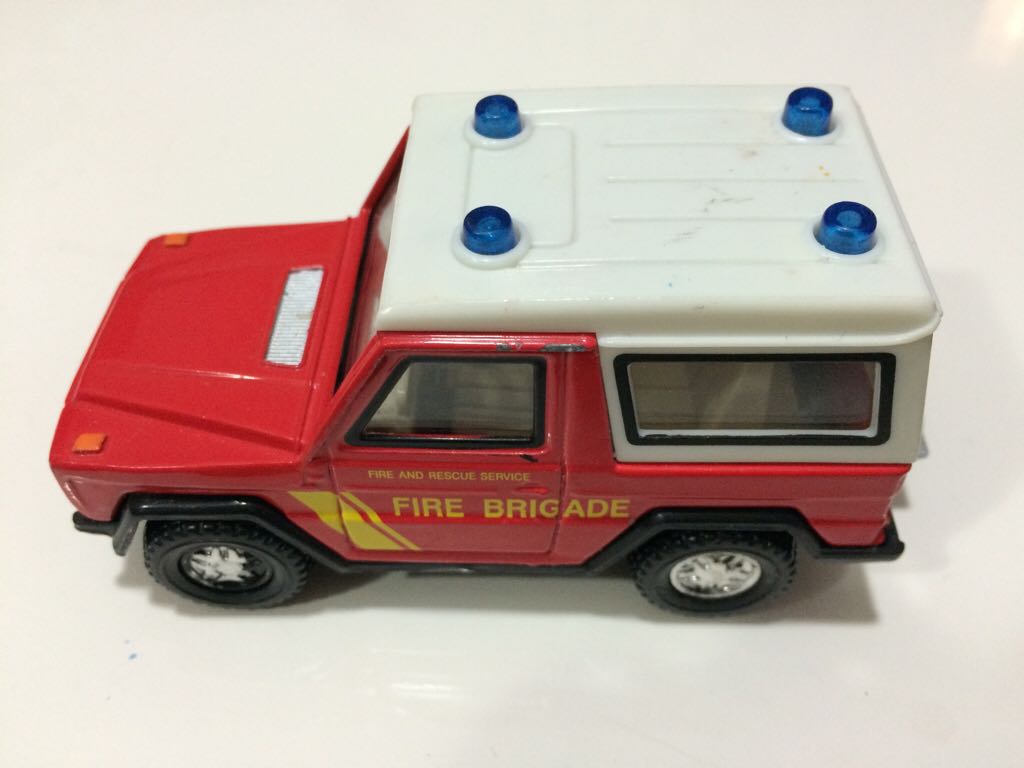 Mercedes Benz G Class - Hongwell toy car collectible - Main Image 2