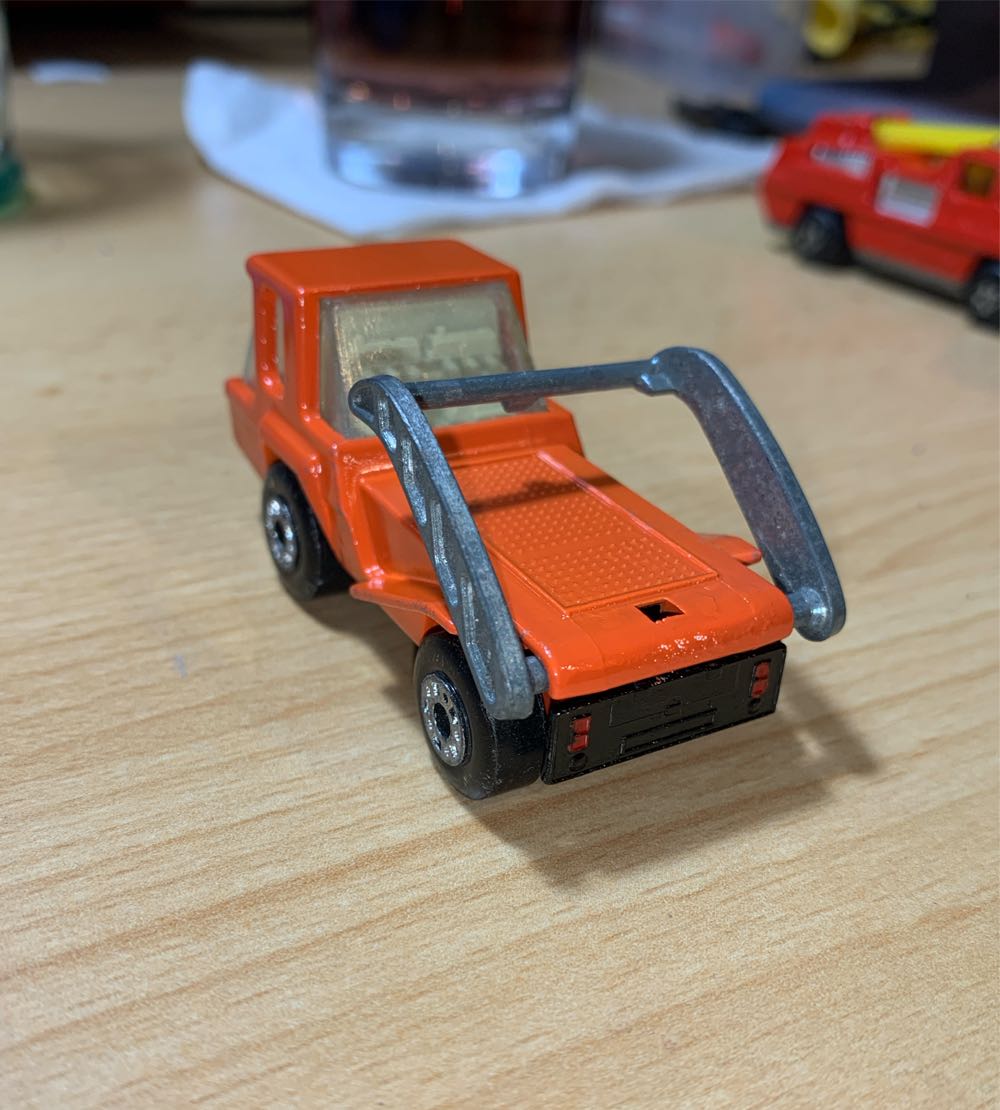 Skip Truck - Matchbox toy car collectible - Main Image 4