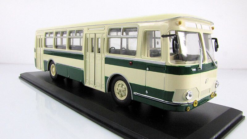 ЛИАЗ-677 - Classic Bus toy car collectible - Main Image 1