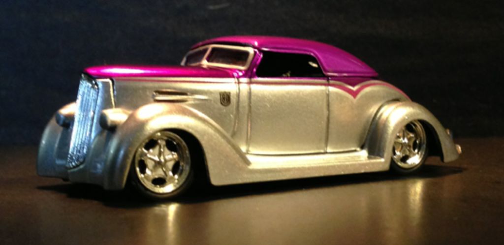 Loose 1936 Ford Coupe  toy car collectible - Main Image 2