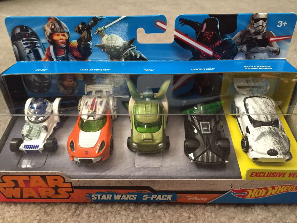 Star Wars Battle Damaged Stormtrooper - star wars toy car collectible - Main Image 2