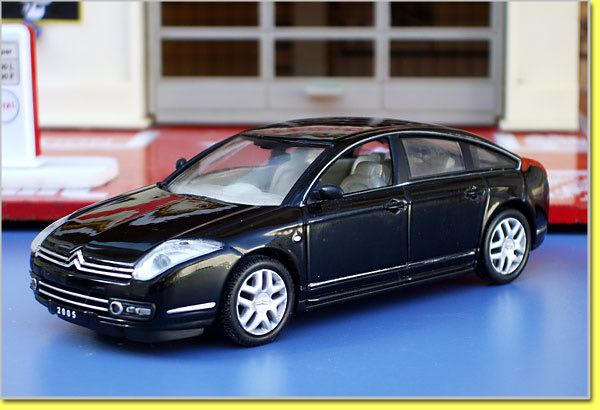 Citroën C6 - Universal Hobbies toy car collectible - Main Image 1