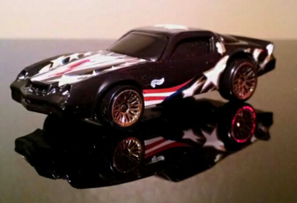 Camaro Z28  toy car collectible - Main Image 2