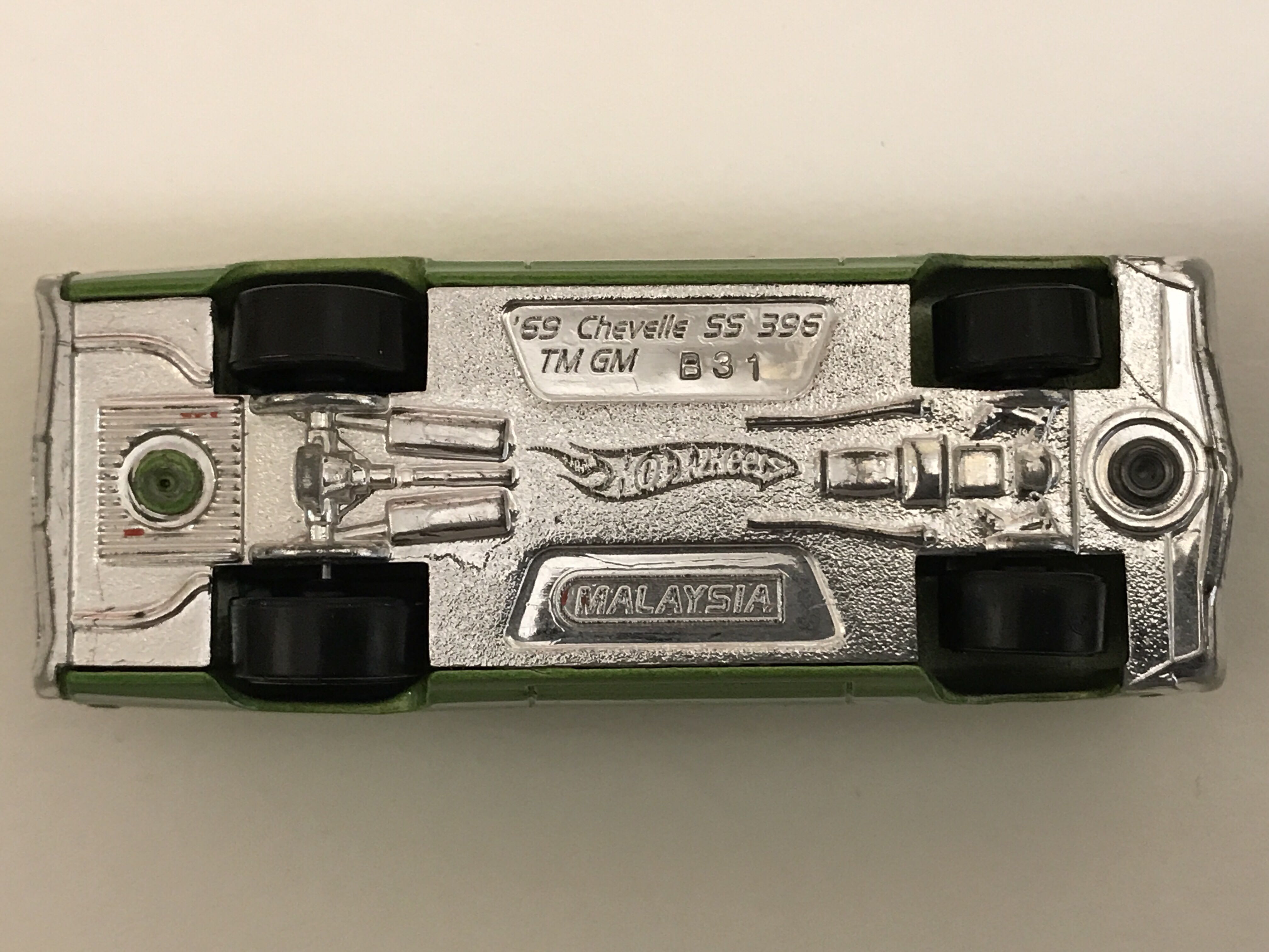 1969 Chevelle SS 396 - 2009 - HW MUSCLE MANIA toy car collectible - Main Image 4