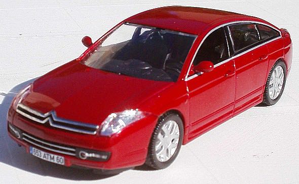 Citroën C6 - Universal Hobbies toy car collectible - Main Image 1