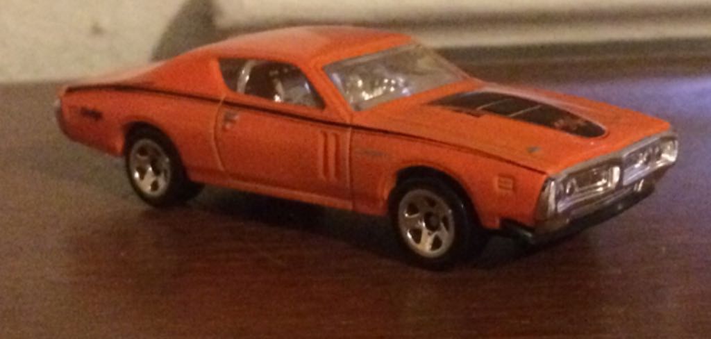 ’71 Dodge Charger - 2010 New Models toy car collectible - Main Image 2