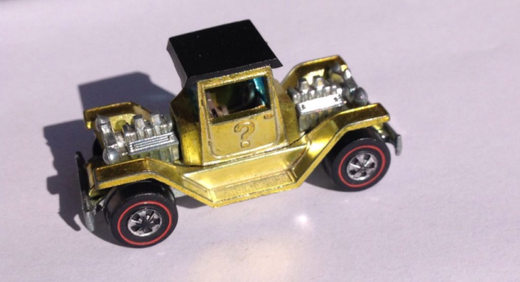 T-4-2 (m-) - HW Red Lines toy car collectible - Main Image 2