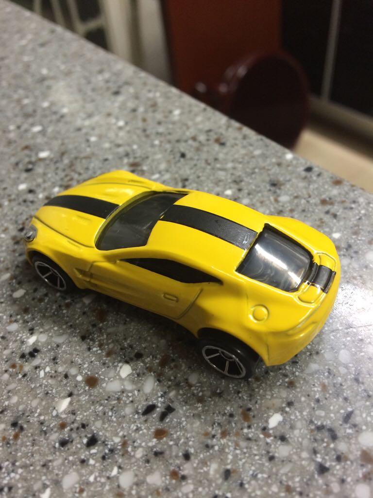 Aston Martin One-77 - 2014 - HW Exotics 5-Pack toy car collectible - Main Image 2