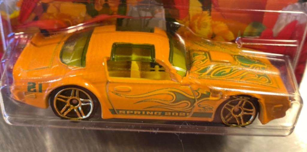 Pontiac Firebird T/A 1977 - HW Spring Series toy car collectible - Main Image 2