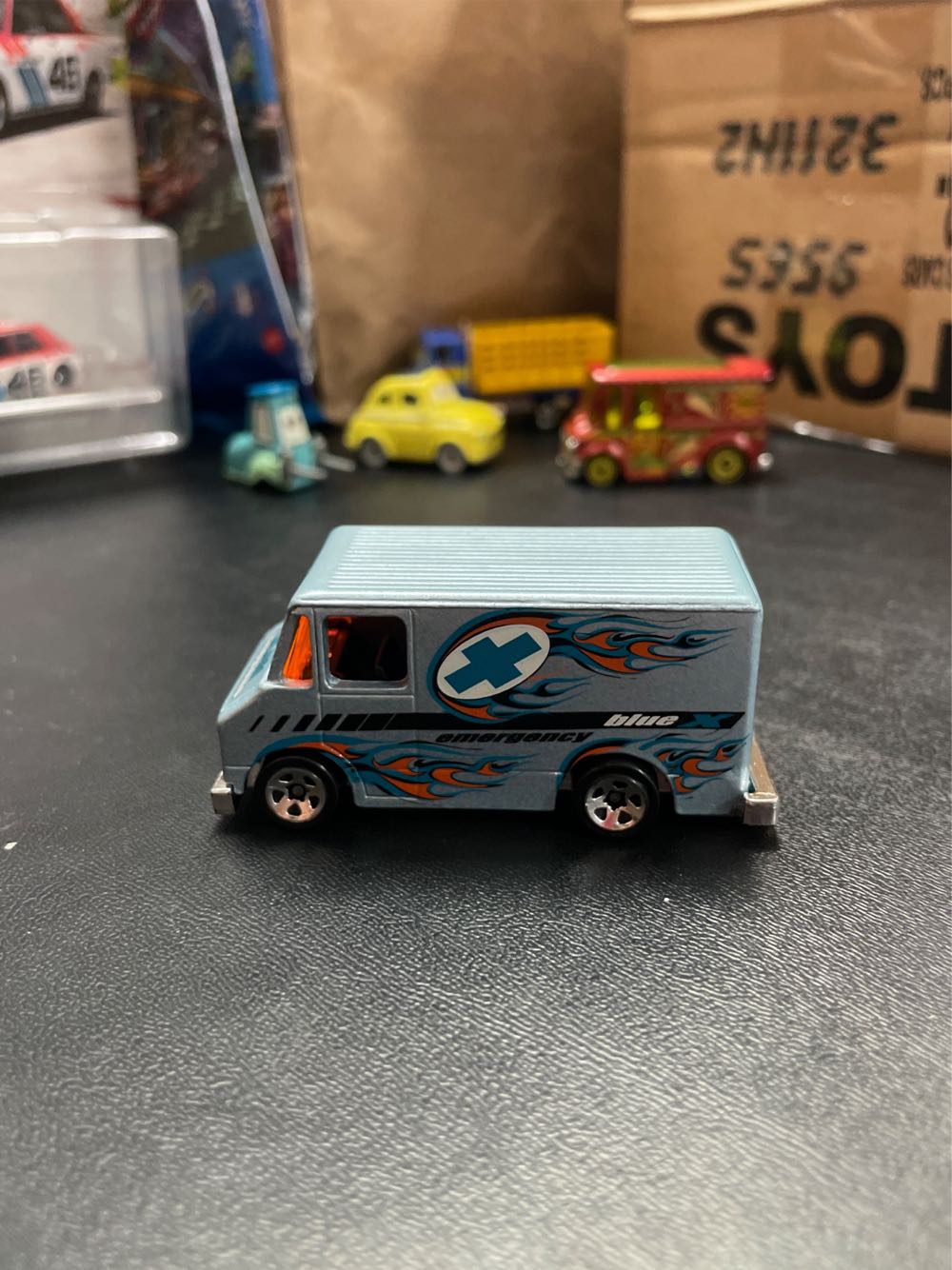 Delivery Truck - Mainline toy car collectible - Main Image 4