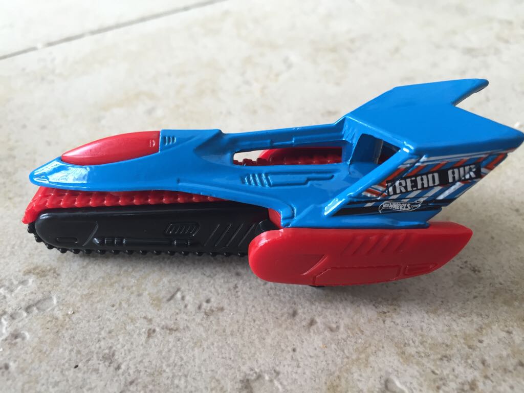 Tread Air - Attack Pack 5-Pack toy car collectible - Main Image 2