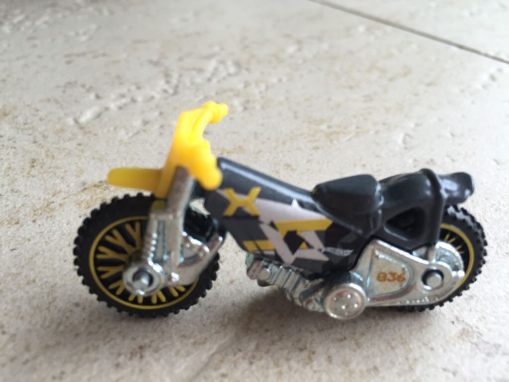 Tred Shredder  toy car collectible - Main Image 2