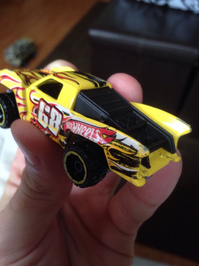 X0139  toy car collectible - Main Image 2