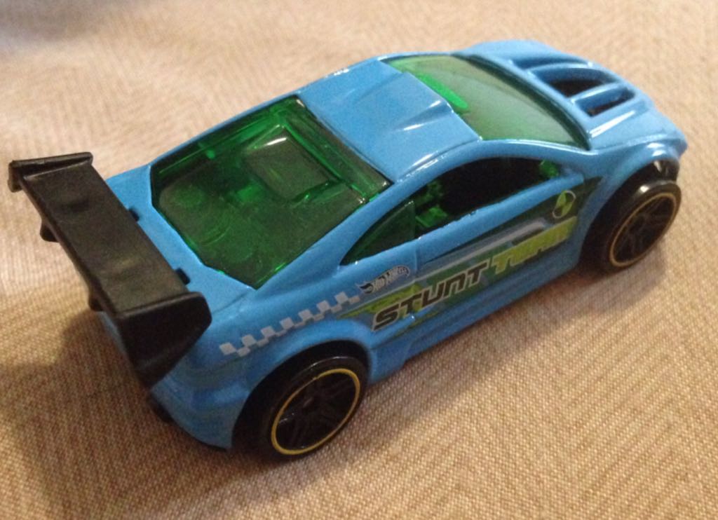 Asphault Assault - HW toy car collectible - Main Image 2