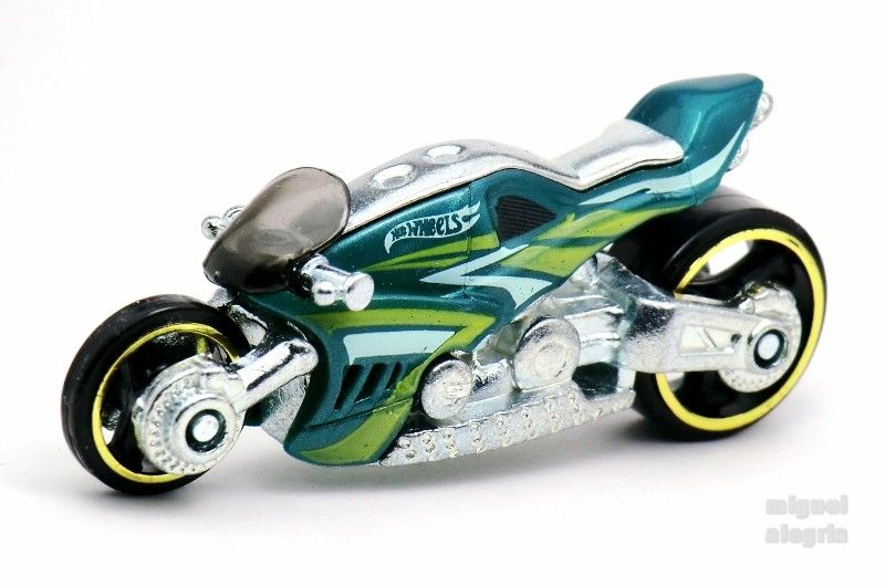 Canyon Carver - HW Moto toy car collectible - Main Image 2