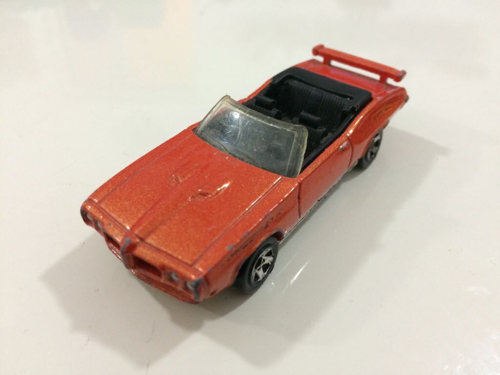Pontiac GTO - Hotwheels toy car collectible - Main Image 2