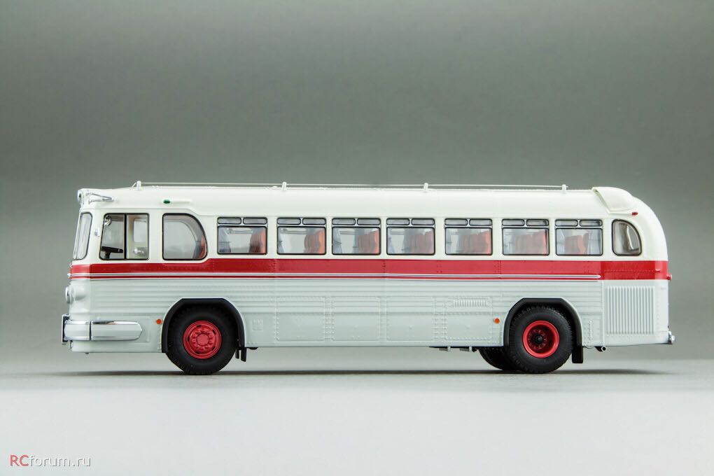 Ford Mustang 2+2 Fastback