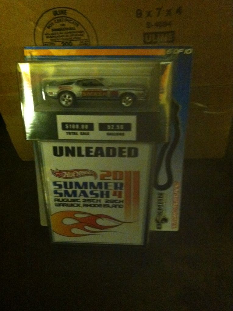 2011 Ford Mustang  - 2011 Summer Smash 4 toy car collectible - Main Image 2