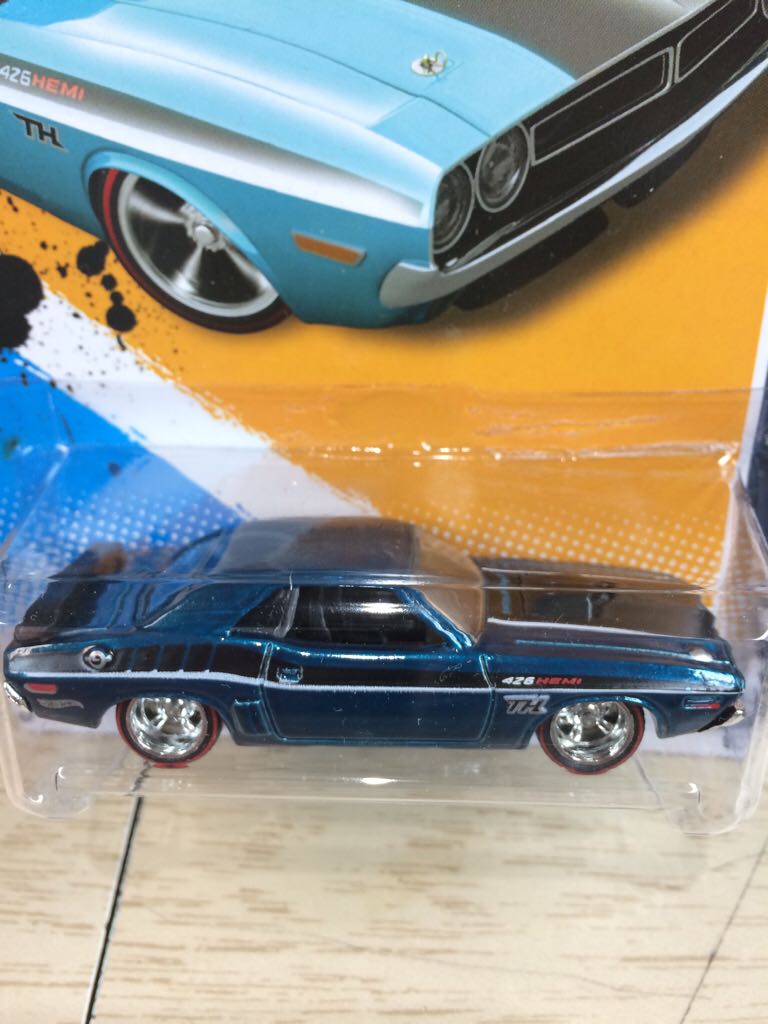 Super Dodge Challenger 1971 - 2012 Super Treasure Hunt Series toy car collectible - Main Image 2
