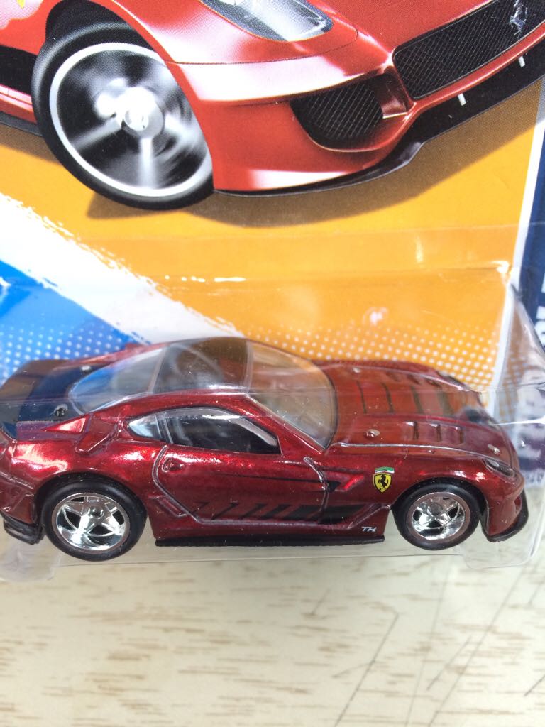 Ferrari 599xx - Super Treasure Hunt toy car collectible - Main Image 2